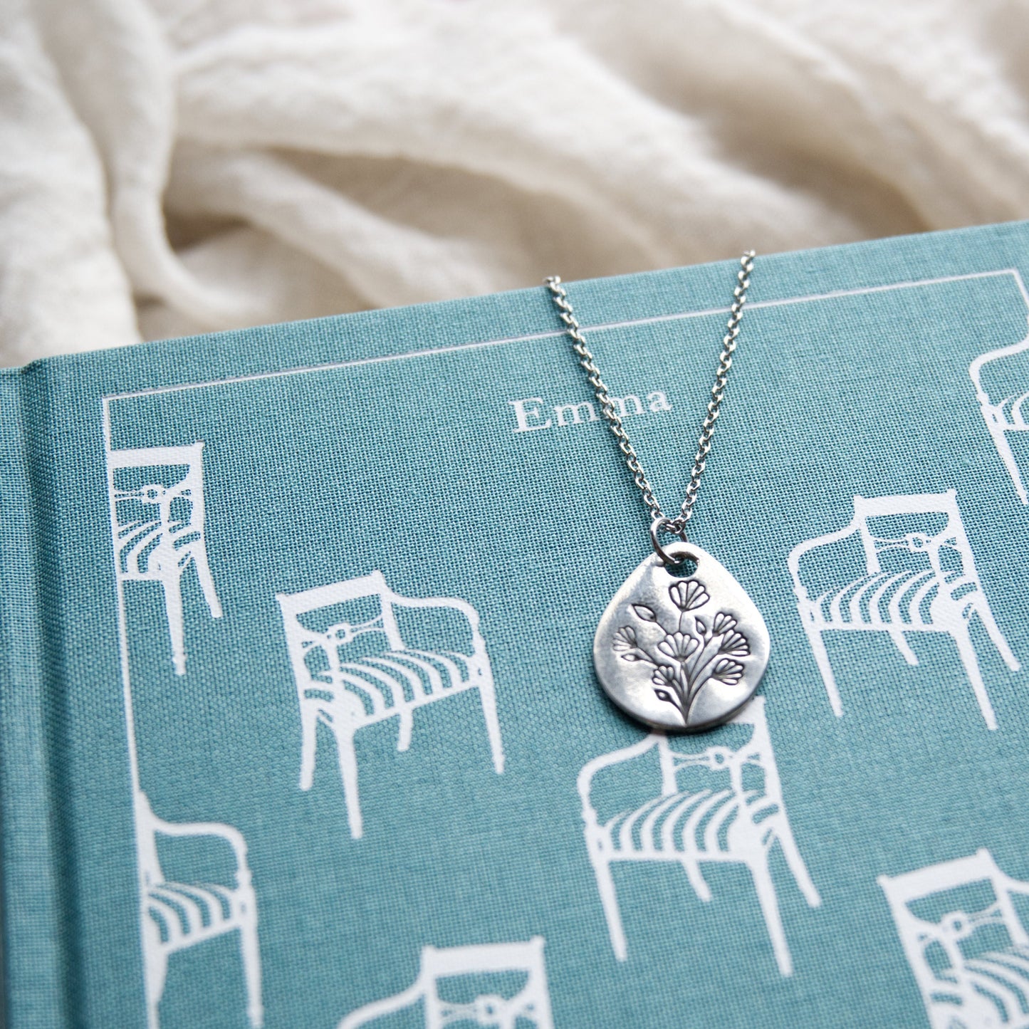 Bouquet Necklace
