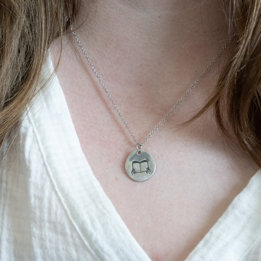 Reading Necklace